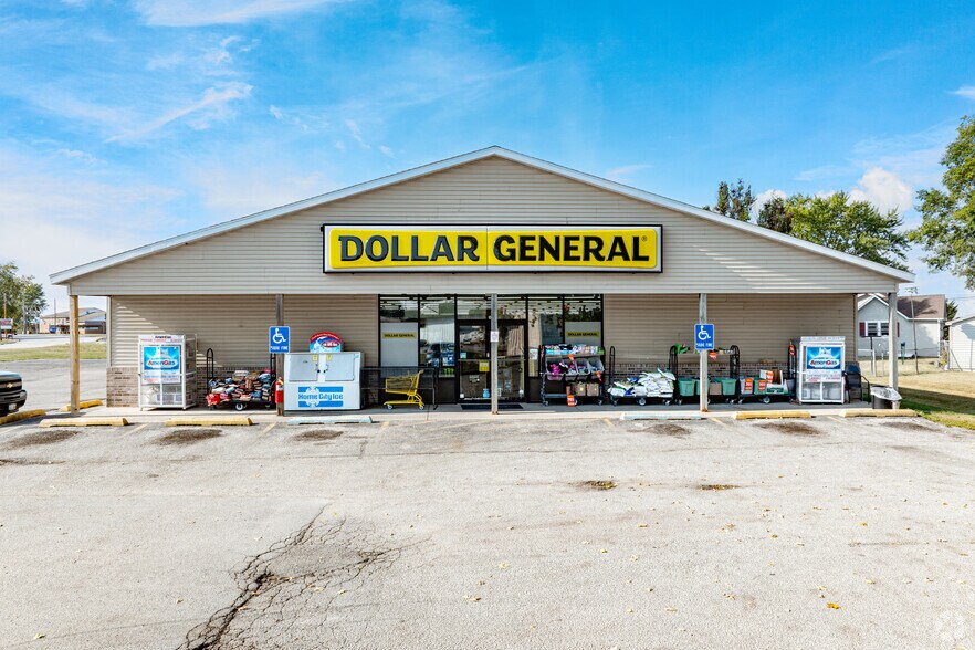 More Photos Of 505 S Commercial Dr, Abingdon Freestanding For Sale