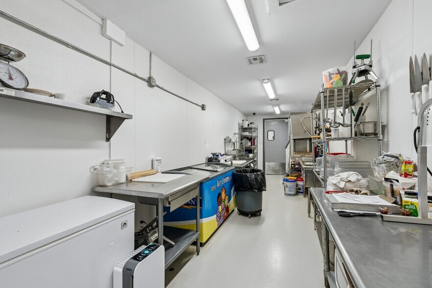 More Photos Of 8848 Soldier Creek Rd, Kingston Hotel For Sale