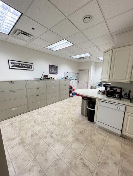 More Photos Of 2104 Jolly Rd, Okemos Medical For Sale