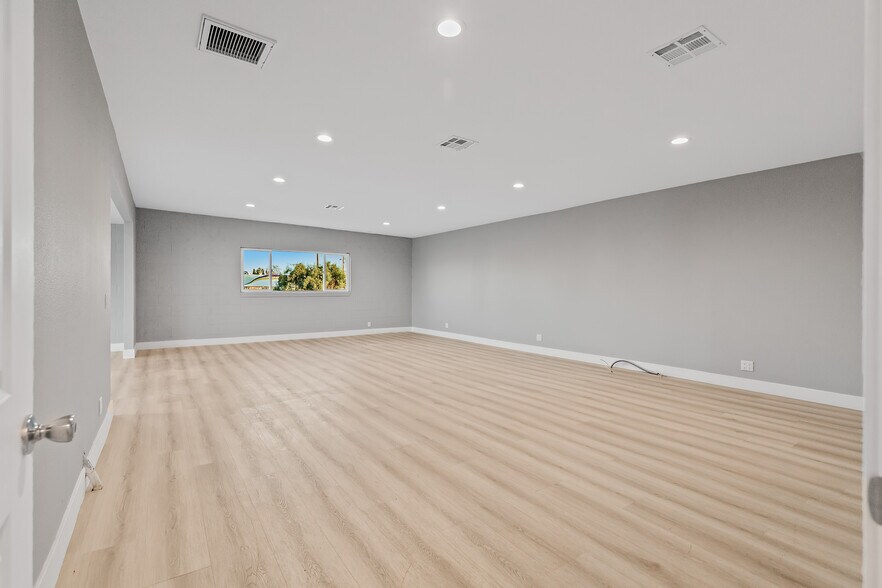 More Photos Of 8452 Katella Ave, Stanton Industrial For Lease