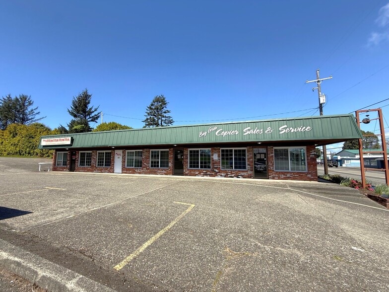 Primary Photo Of 2184 Broadway Ave, North Bend Office For Sale