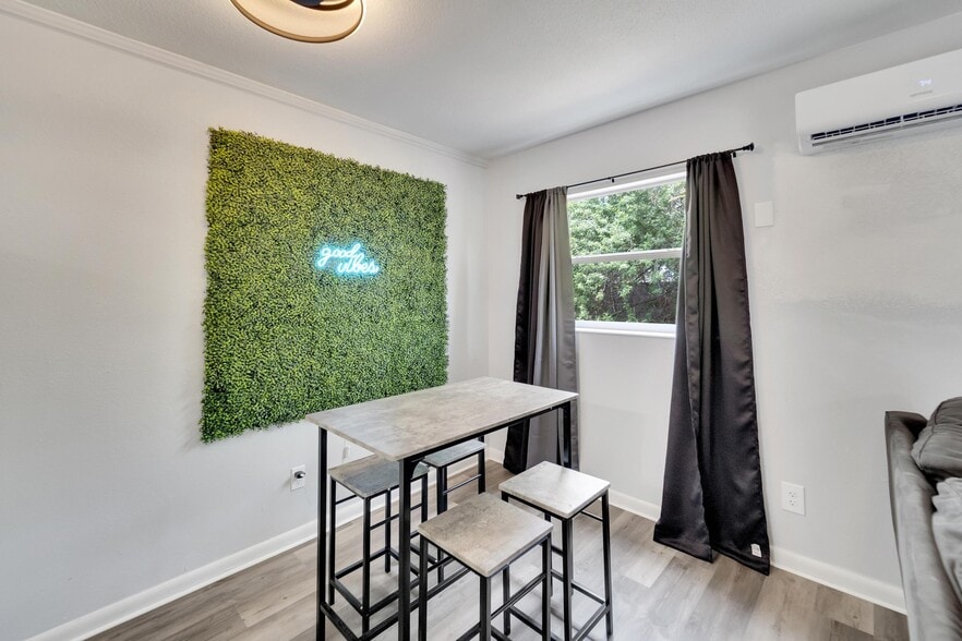 More Photos Of 4511-4513 Mcelroy Ave, Tampa Apartments For Sale