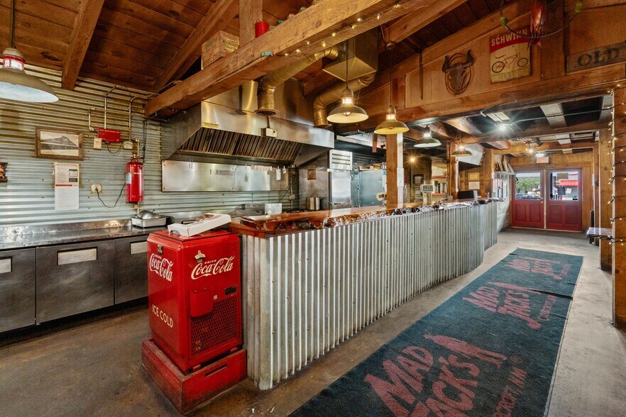 More Photos Of 105 James Canyon Highway, Cloudcroft Restaurant For Sale