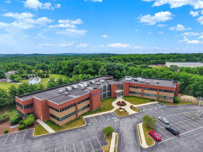 More Photos Of 8040 Carlson Rd, Harrisburg Office For Sale