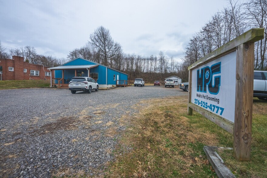 More Photos Of 19462 Lee Hwy, Abingdon General Retail For Sale