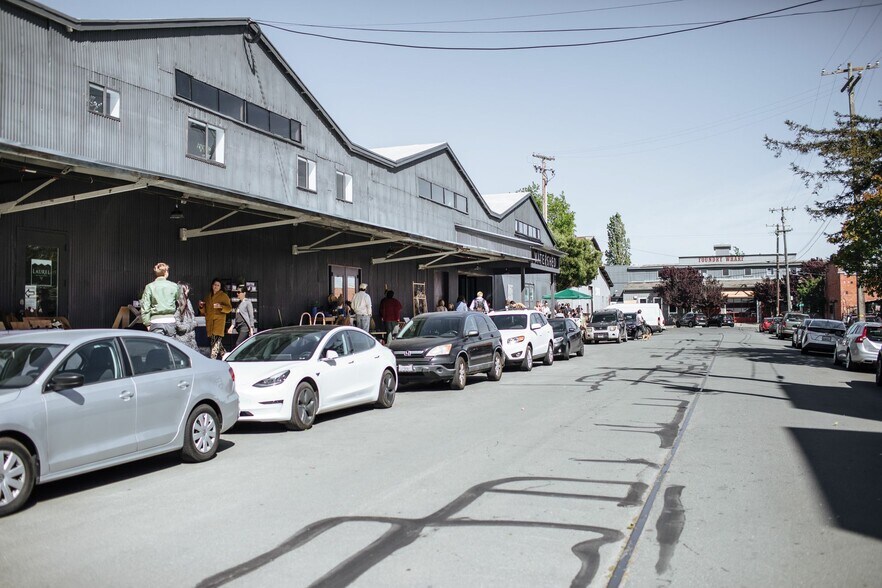 More Photos Of 429 1st St, Petaluma Office For Lease