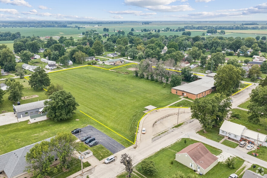More Photos Of 111 W College Ave, Shelbina Schools For Sale
