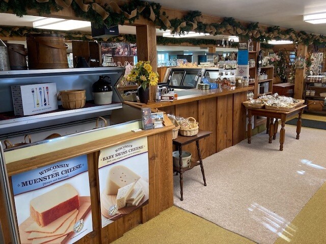 More Photos Of 540 North St, Green Lake Storefront Retail Residential For Sale