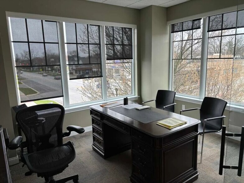 More Photos Of 123 N Main St, Crown Point Coworking Space