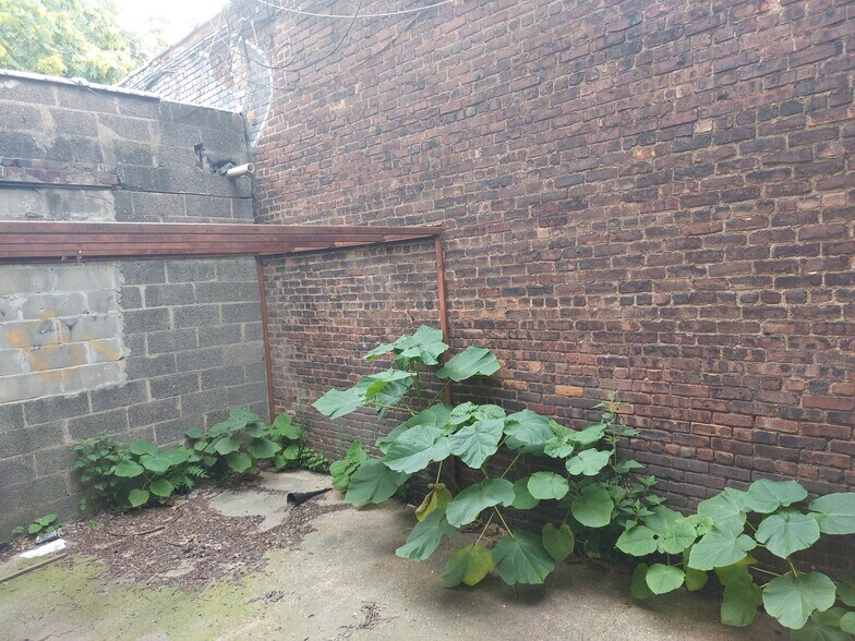 More Photos Of 1652 Atlantic Ave, Brooklyn Warehouse For Sale