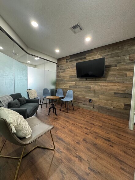 More Photos Of 9633 W Broward Blvd, Plantation Medical For Sale