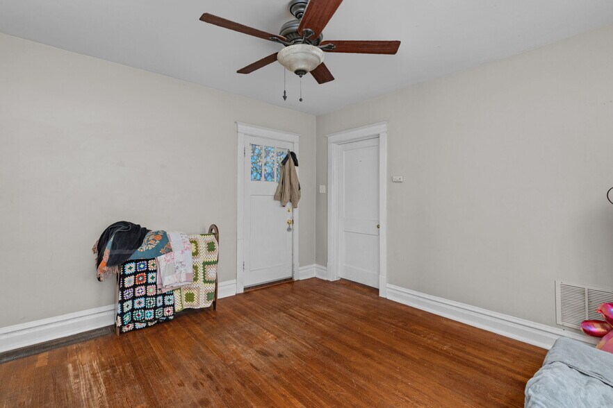 More Photos Of , Saint Louis Multifamily For Sale