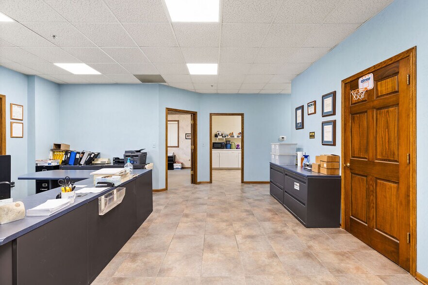 More Photos Of 2000 Ashley Rd, Morris Manufacturing For Lease