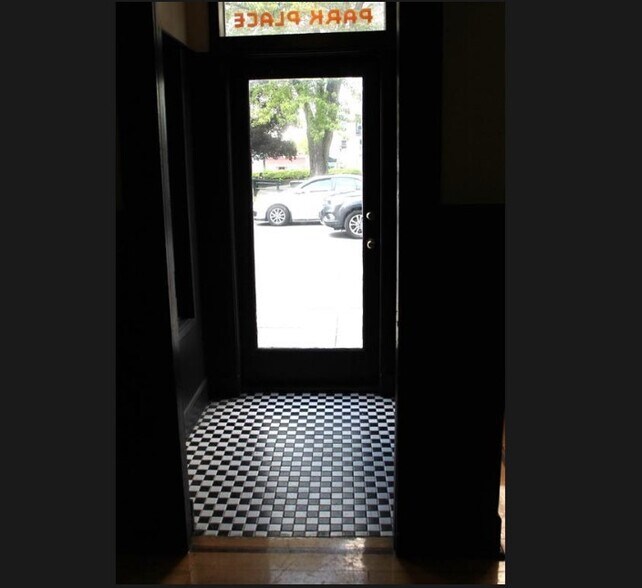 More Photos Of 12 Park Pl, Hudson Storefront Retail Residential For Sale