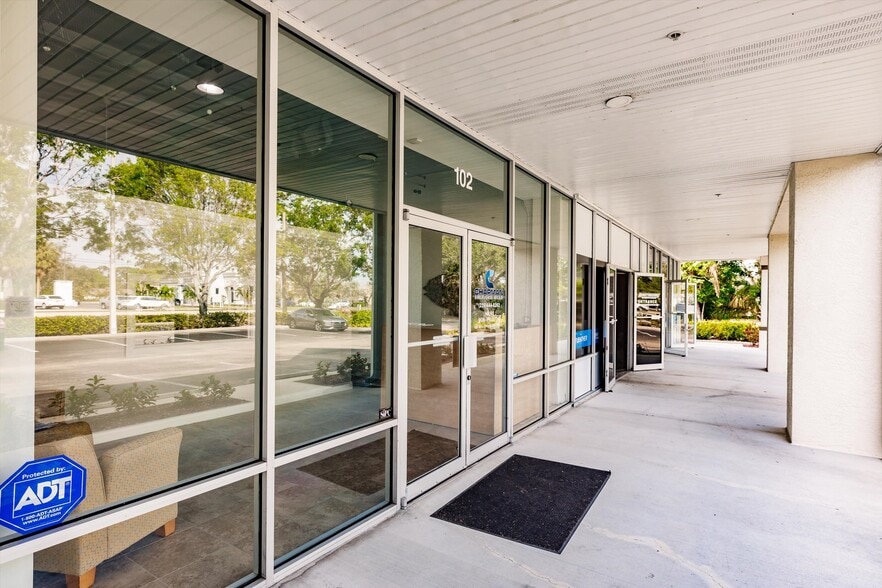 More Photos Of 3525 Bonita Beach Rd SW, Bonita Springs Storefront Retail Office For Sale