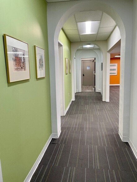 More Photos Of 225-231 E Redwood St, Baltimore Office For Lease