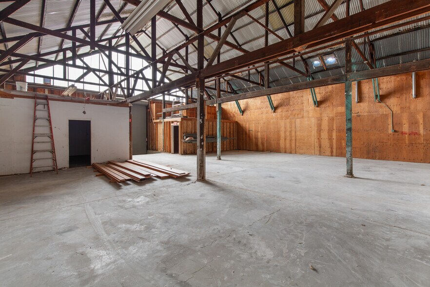 More Photos Of 2534 Magnolia St, Oakland Manufacturing For Sale