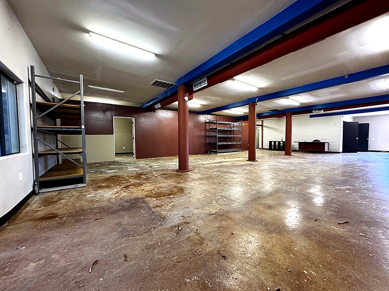 More Photos Of 11 E Jones Ave, Phoenix Warehouse For Sale