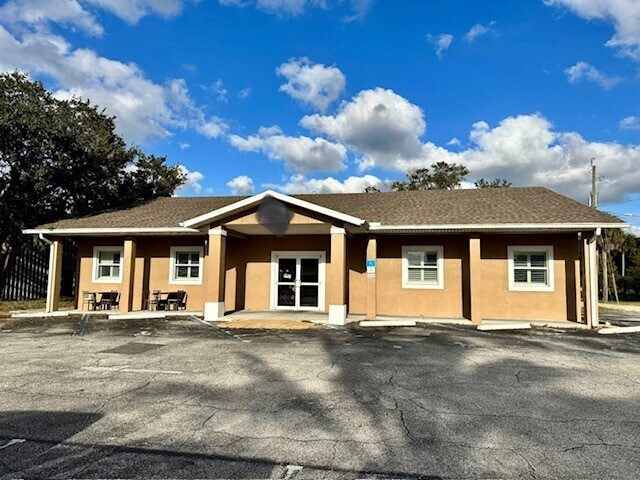 Primary Photo Of 165 N Yonge St, Ormond Beach Freestanding For Sale