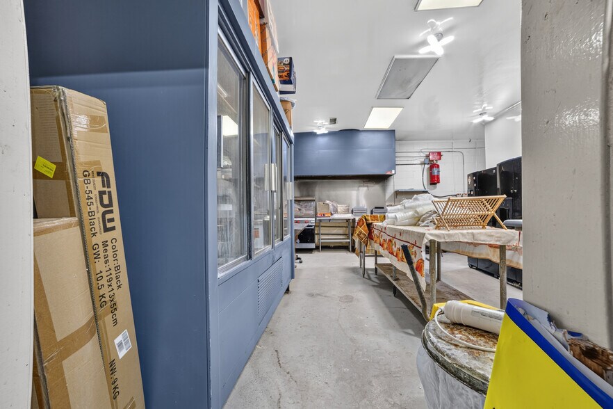 More Photos Of 1030 Dry Branch Rd, Hopkins General Retail For Sale