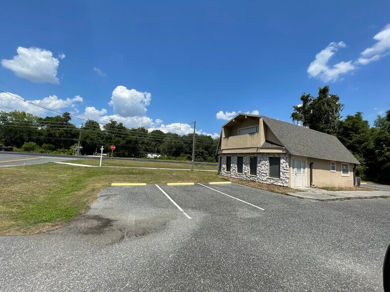 More Photos Of 5205 County Road 171, Wildwood Office For Sale