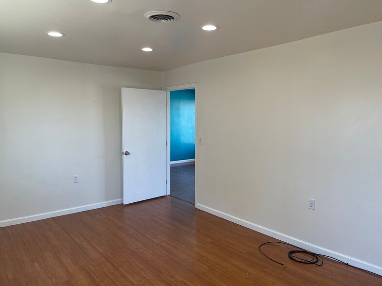 More Photos Of 1615 E Plaza Blvd, National City Office For Sale