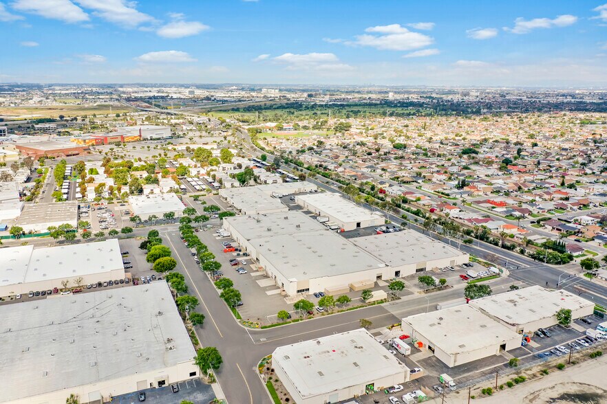 More Photos Of 20435 Tillman Ave, Carson Distribution For Lease