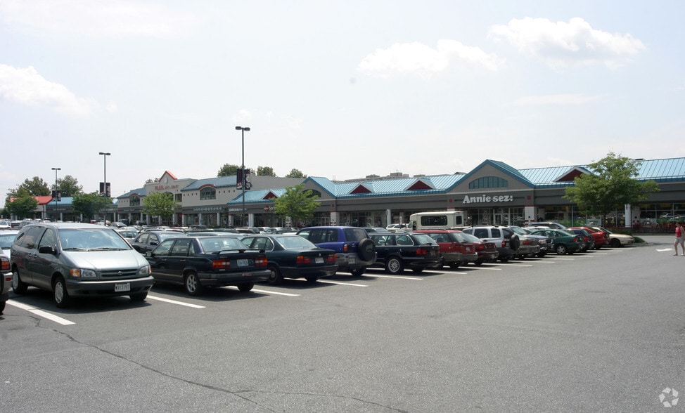 More Photos Of 12266-12270 Rockville Pike, Rockville General Retail For Lease