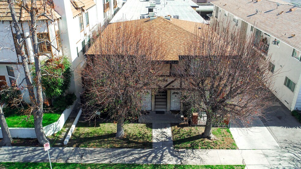 More Photos Of 4484 Murietta Ave, Sherman Oaks Apartments For Sale