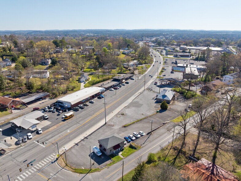 More Photos Of 3900 Ringgold Rd, Chattanooga Freestanding For Sale