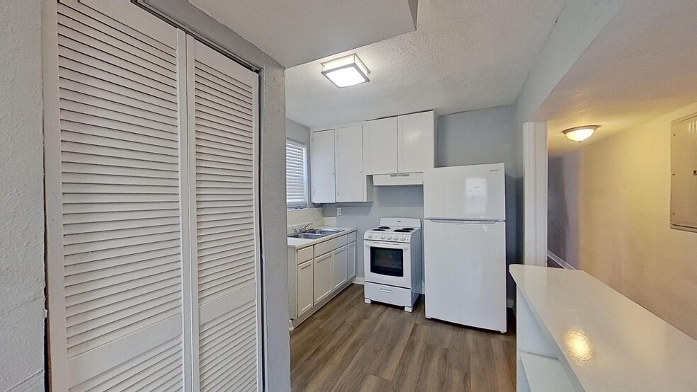 More Photos Of 821-835 Minnie St, Jacksonville Apartments For Sale