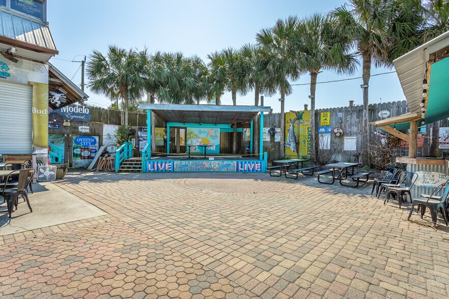 More Photos Of 28 W Bayshore Dr, Saint George Island Restaurant For Sale