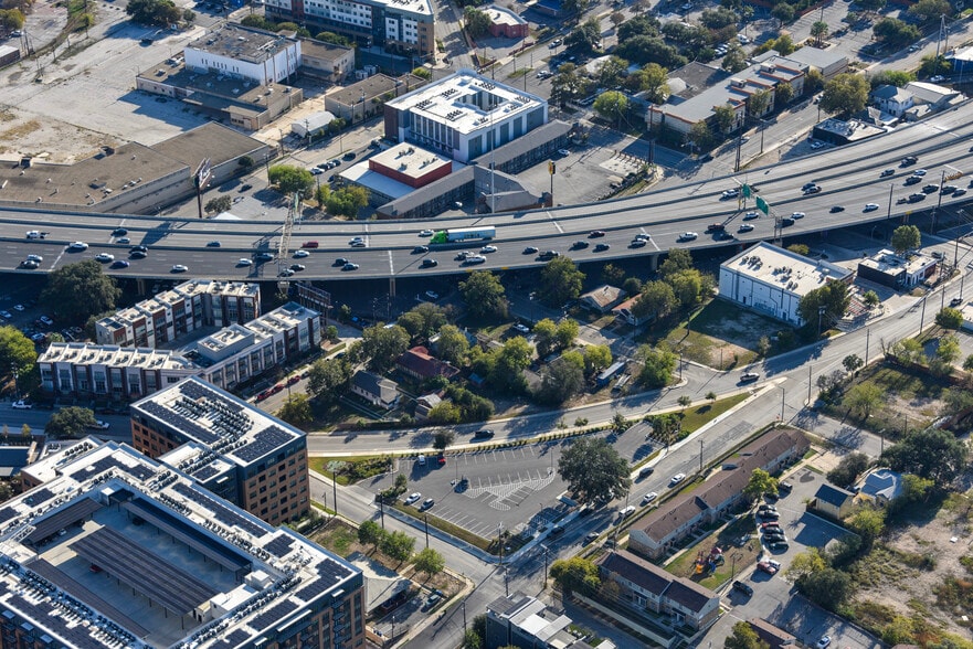 More Photos Of 1103 East Quincy Street, San Antonio Land For Sale