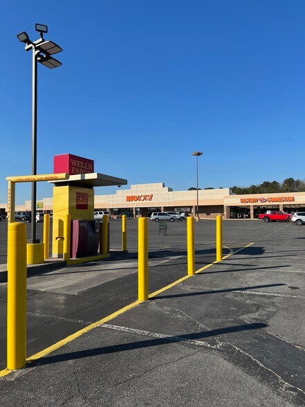 More Photos Of 2204 Shorter Ave NW, Rome Unknown For Lease