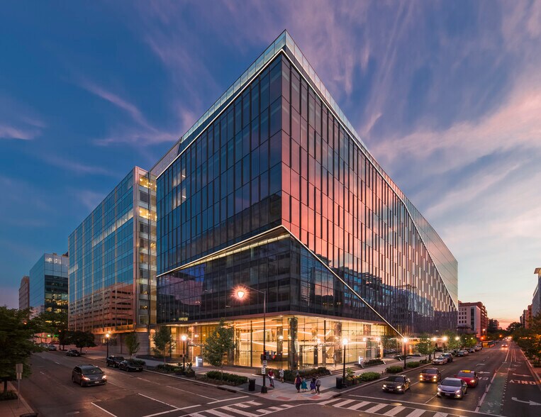 More Photos Of 2001 K St NW, Washington Office For Lease