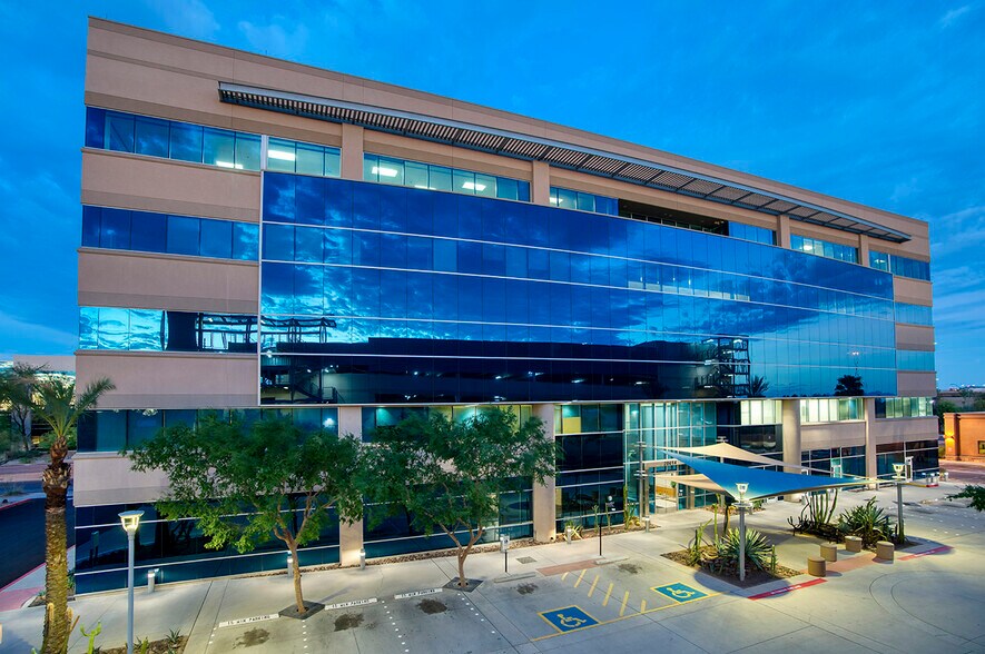 More Photos Of 20414 N 27th Ave, Phoenix Medical For Lease