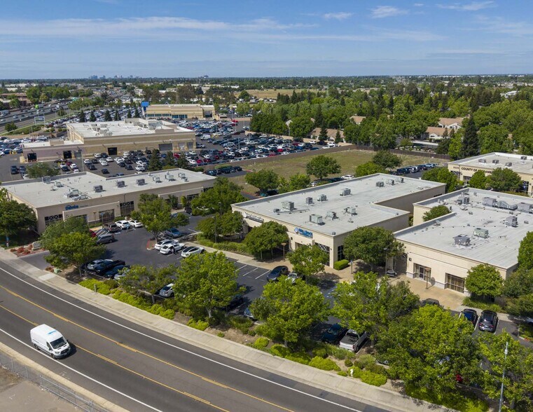 More Photos Of ,  Office For Sale