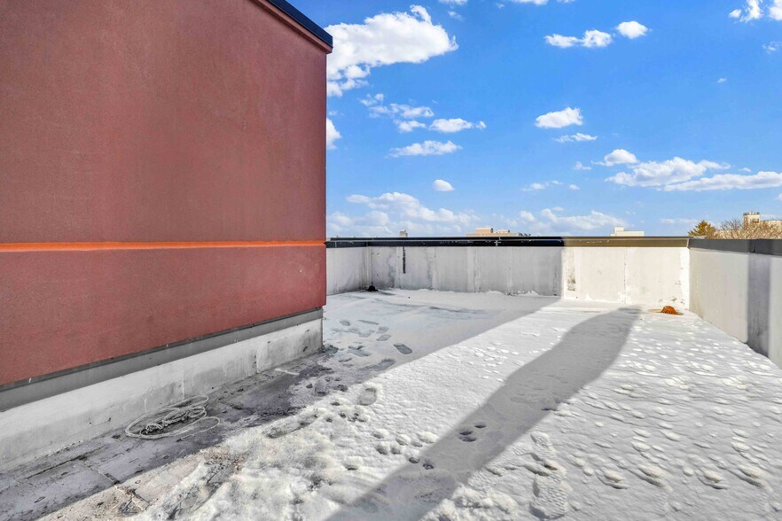 More Photos Of , Brooklyn Unknown For Sale