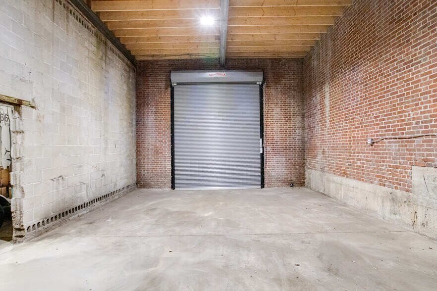 More Photos Of 900-912 Baltic Ave, Baltimore Warehouse For Sale