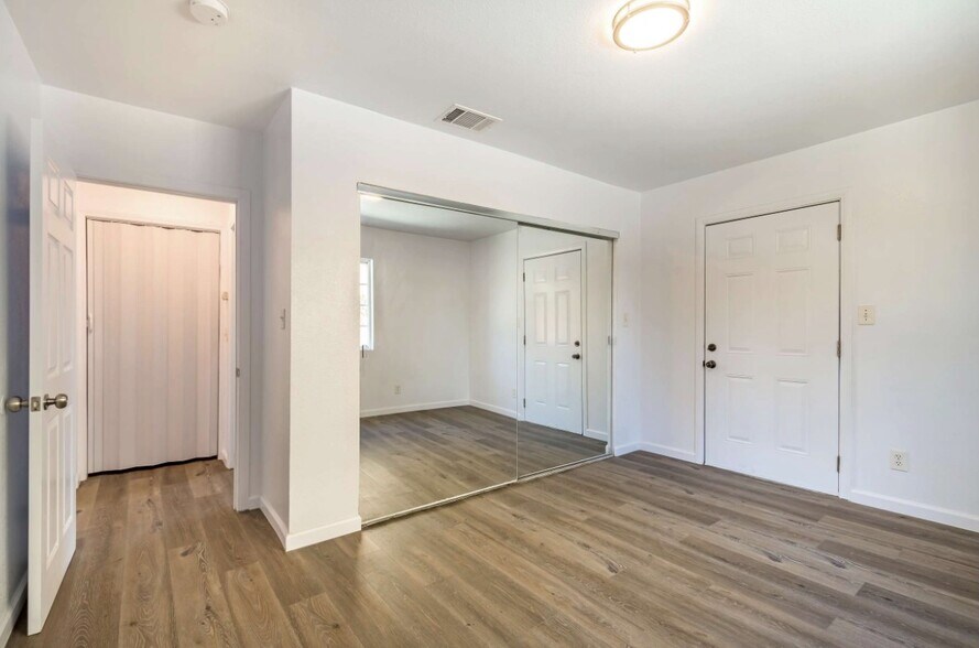 More Photos Of 3317 E 8th St, Los Angeles Apartments For Sale