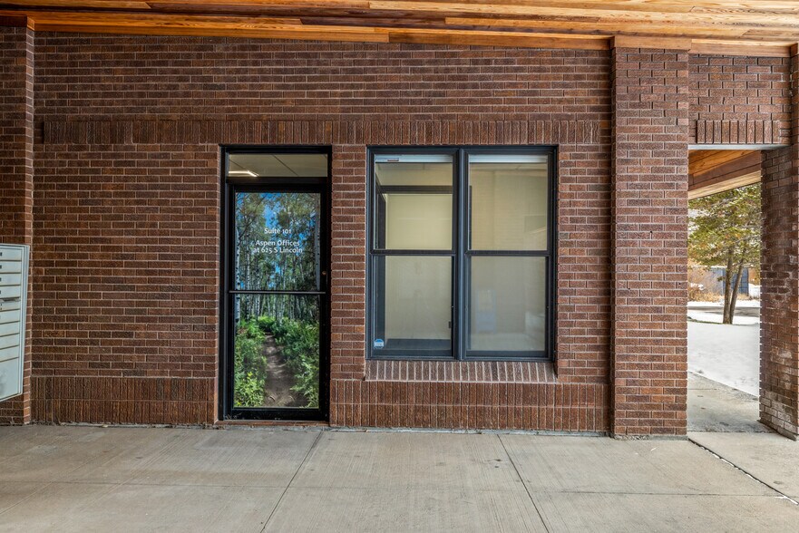 More Photos Of 625 S Lincoln Ave, Steamboat Springs Office For Lease