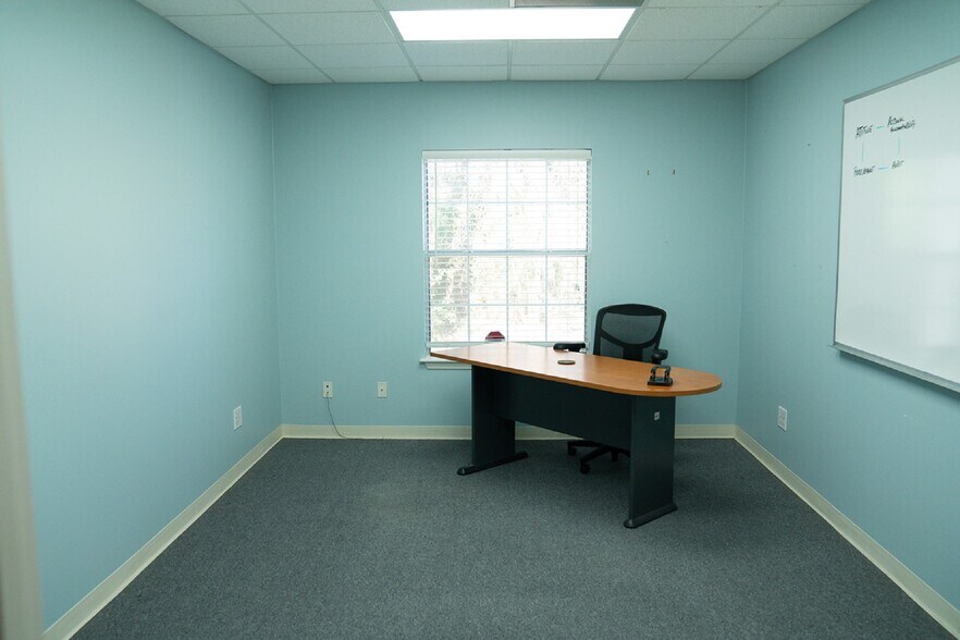 More Photos Of 5726 Root Rd, Spring Office Residential For Sale