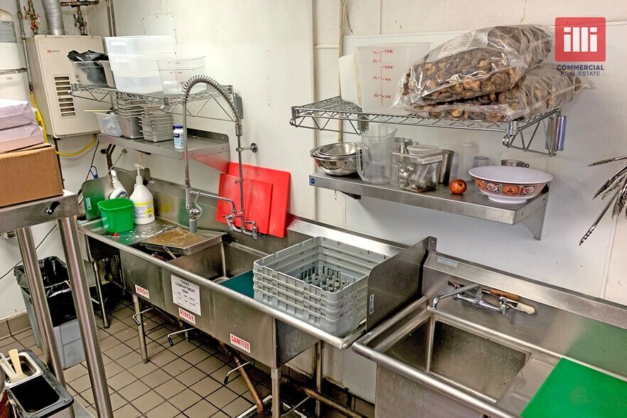 More Photos Of 1947-1949 Westwood Blvd, Los Angeles Restaurant For Lease