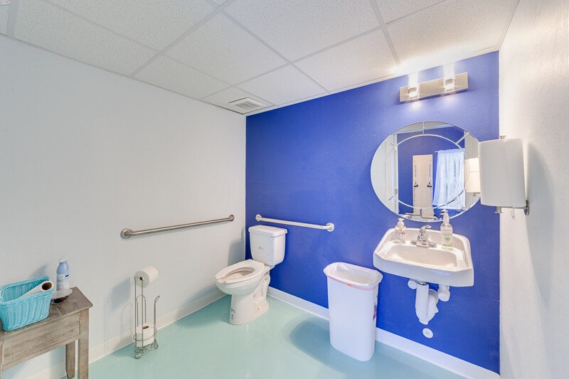 More Photos Of 1570 Colonial Blvd, Fort Myers Medical For Lease