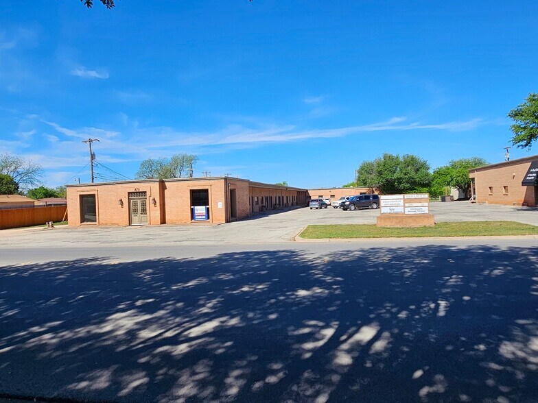 Primary Photo Of 248-270 S Leggett Dr, Abilene Office For Lease