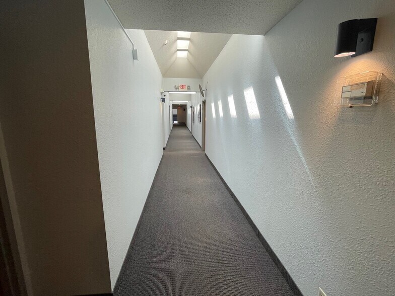 More Photos Of 303 21st St, Newport General Retail For Lease