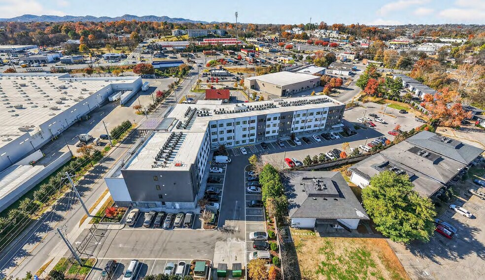 More Photos Of 4040 Travis Dr, Nashville Apartments For Sale