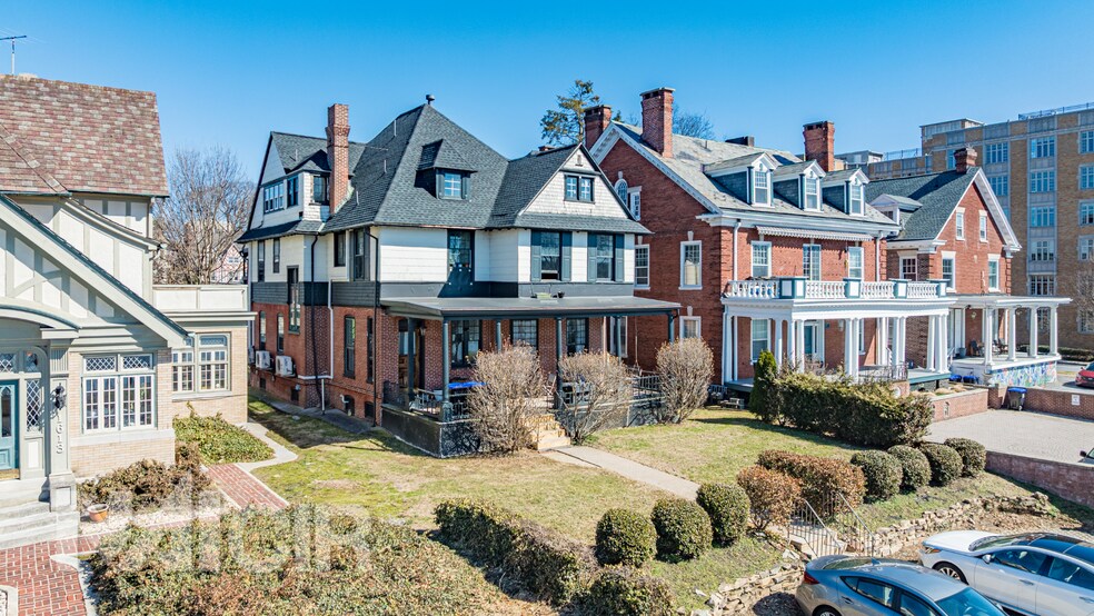 More Photos Of 1609 N Front St, Harrisburg Apartments For Sale