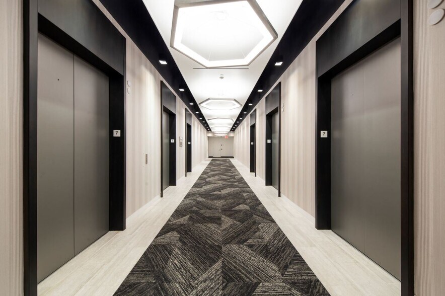 More Photos Of 32 Old Slip, New York Office For Lease