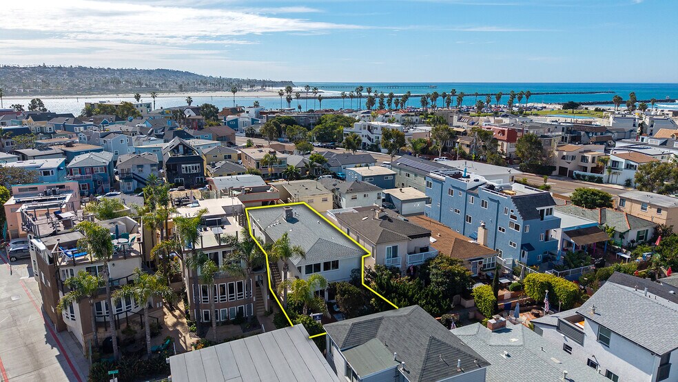 More Photos Of 829 Avalon Ct, San Diego Apartments For Sale